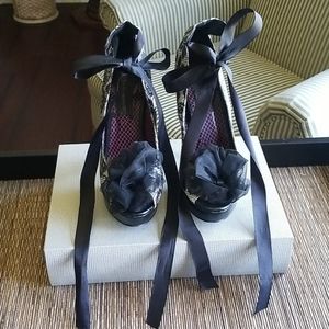 Just fabulous lace print platform heels